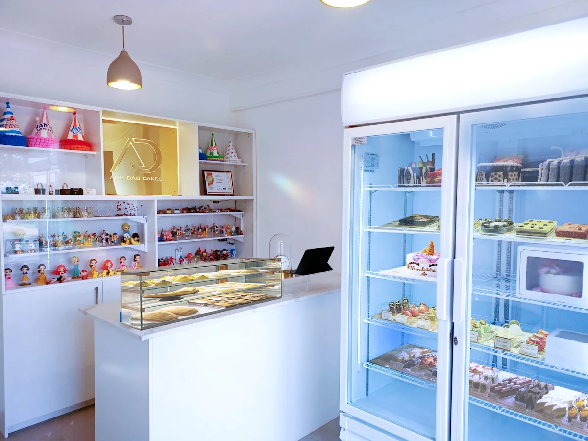 Vibe, Anh Dao Cakes
