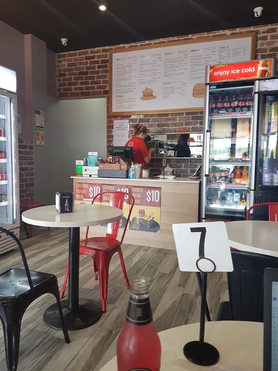 Vibe, Burgers On Broadway Ermington