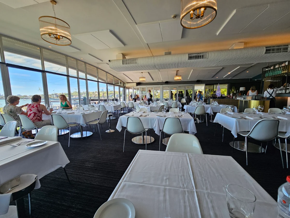 Vibe, Ecco Ristorante