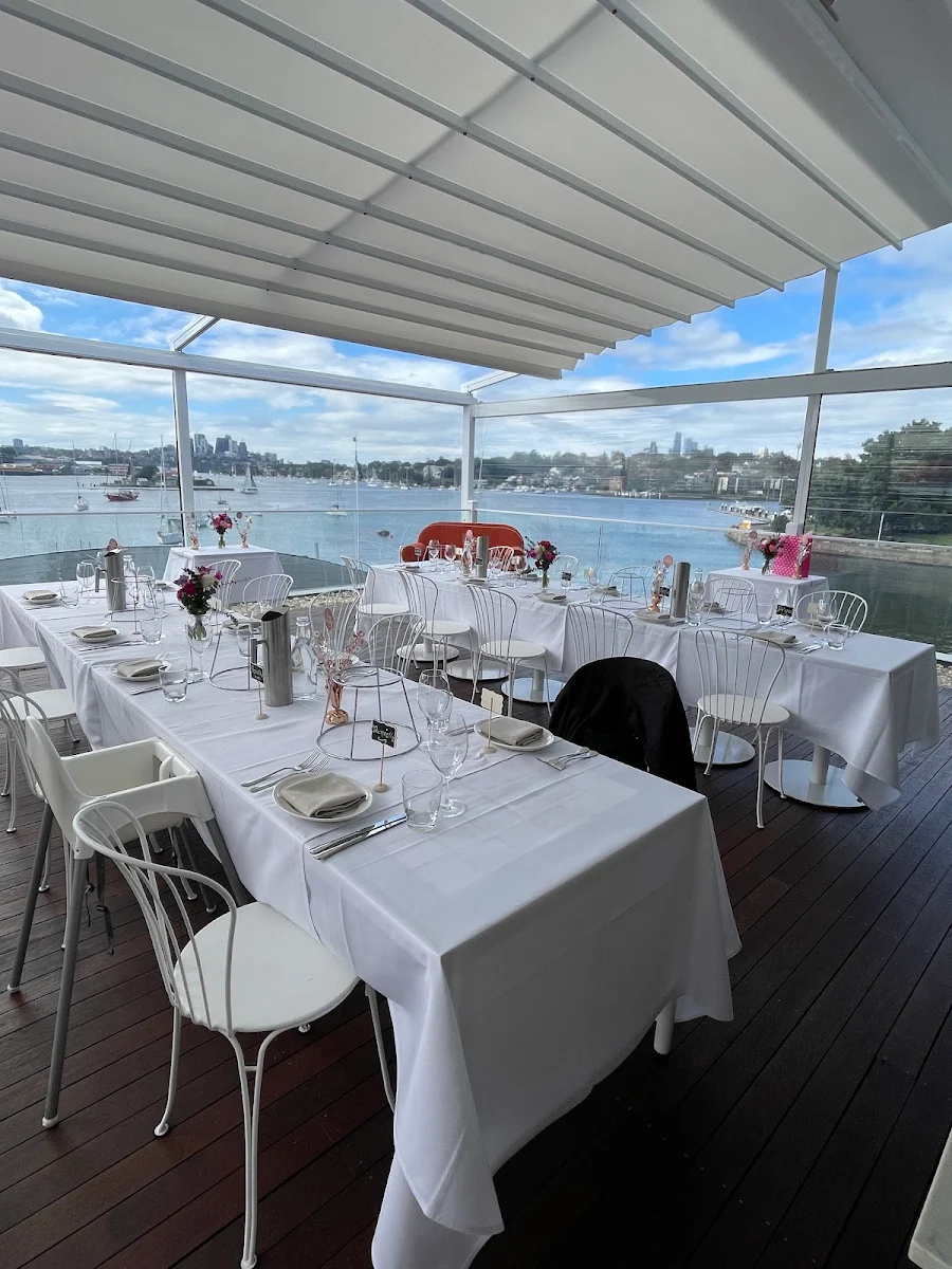 Vibe, Ecco Ristorante