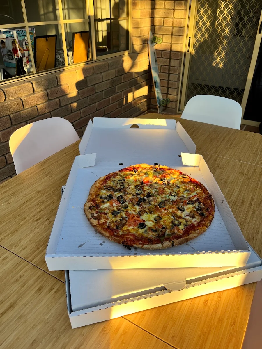 Food & drink, San Remo Pizza