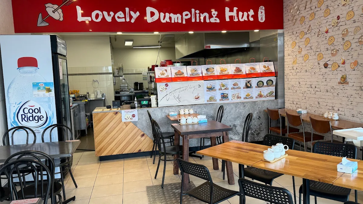 Vibe, Lovely Dumpling Hut