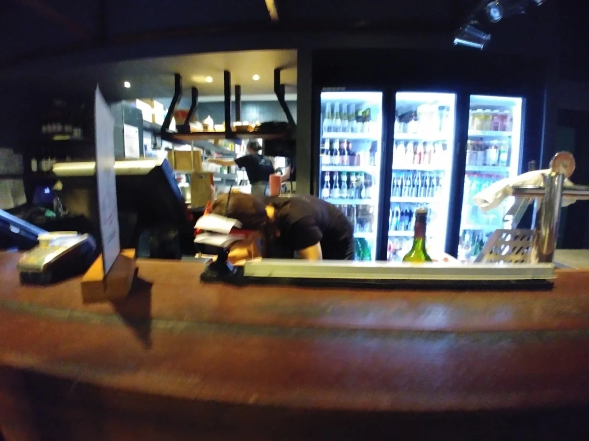 Vibe, Grill'd Leederville