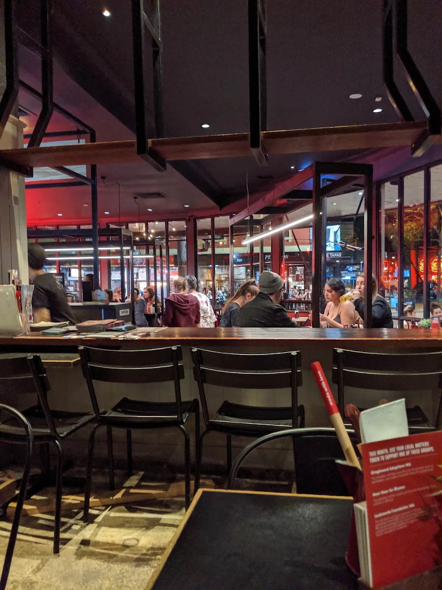 Vibe, Grill'd Leederville