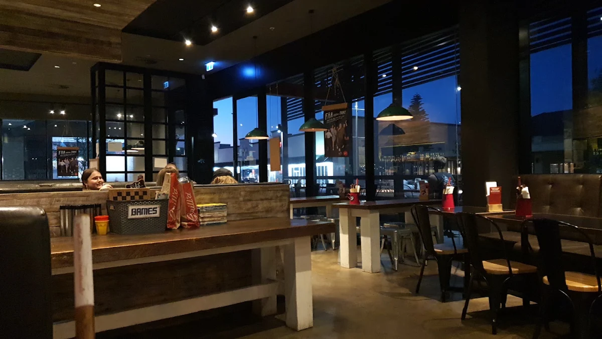 Vibe, Grill'd Burgers - Ocean Keys