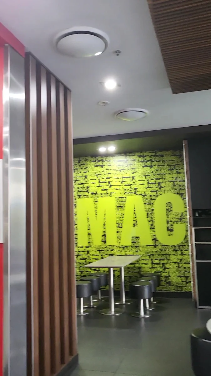 Vibe, McDonald's Canberra City