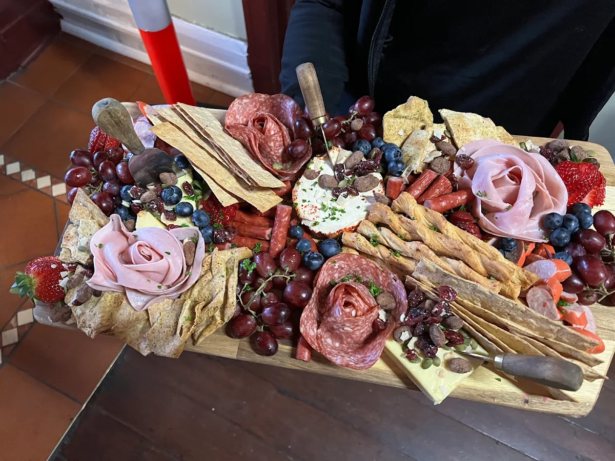Food & drink, The Victoria Hotel