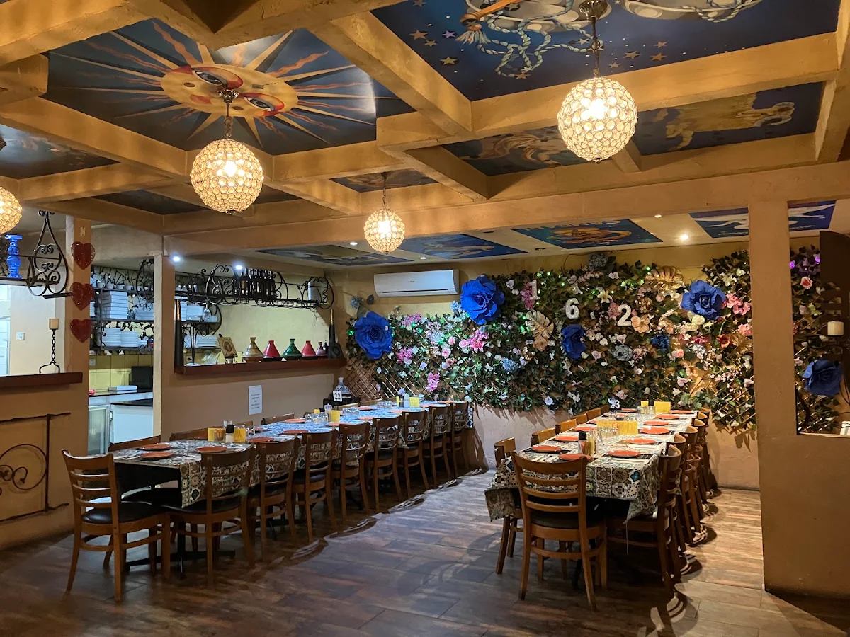 Vibe, beach162 Restaurant, Cafe, Bar