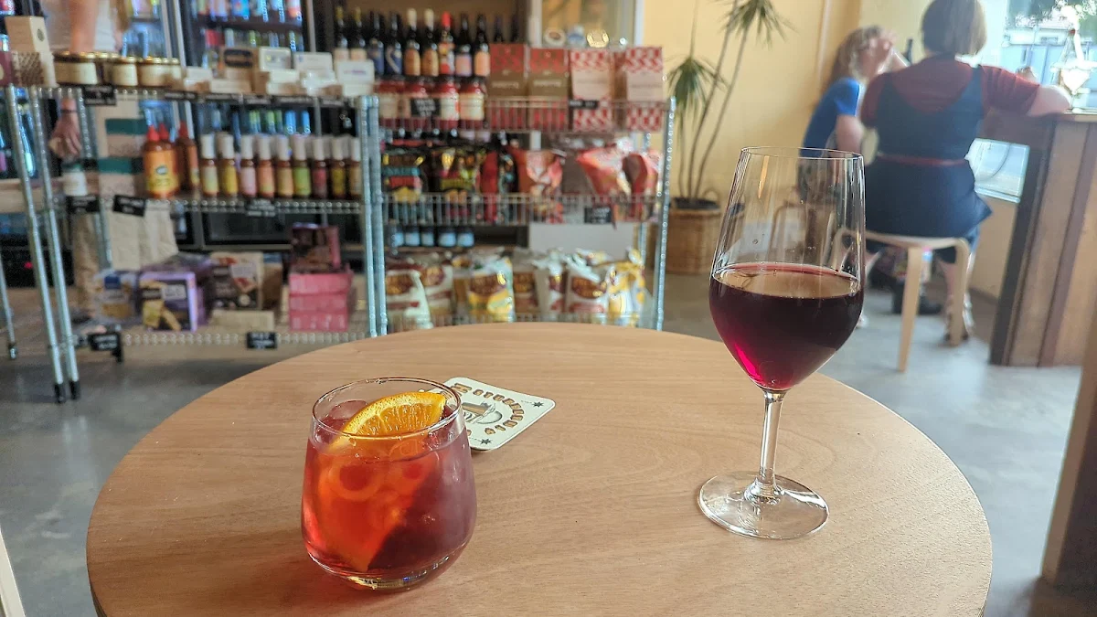 Food & drink, Sweet Nectar Inn