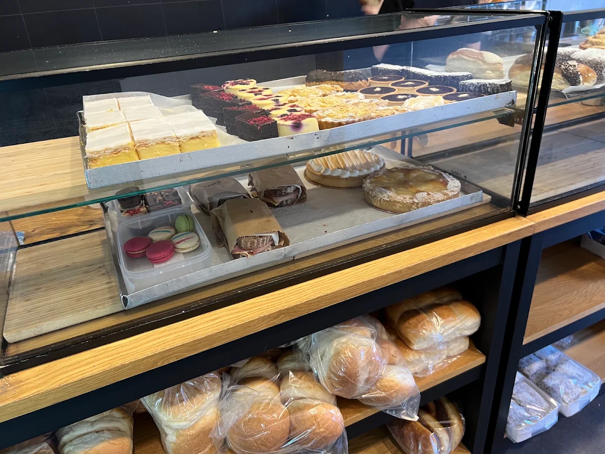 Vibe, BAKEHOUSE - Ainslie