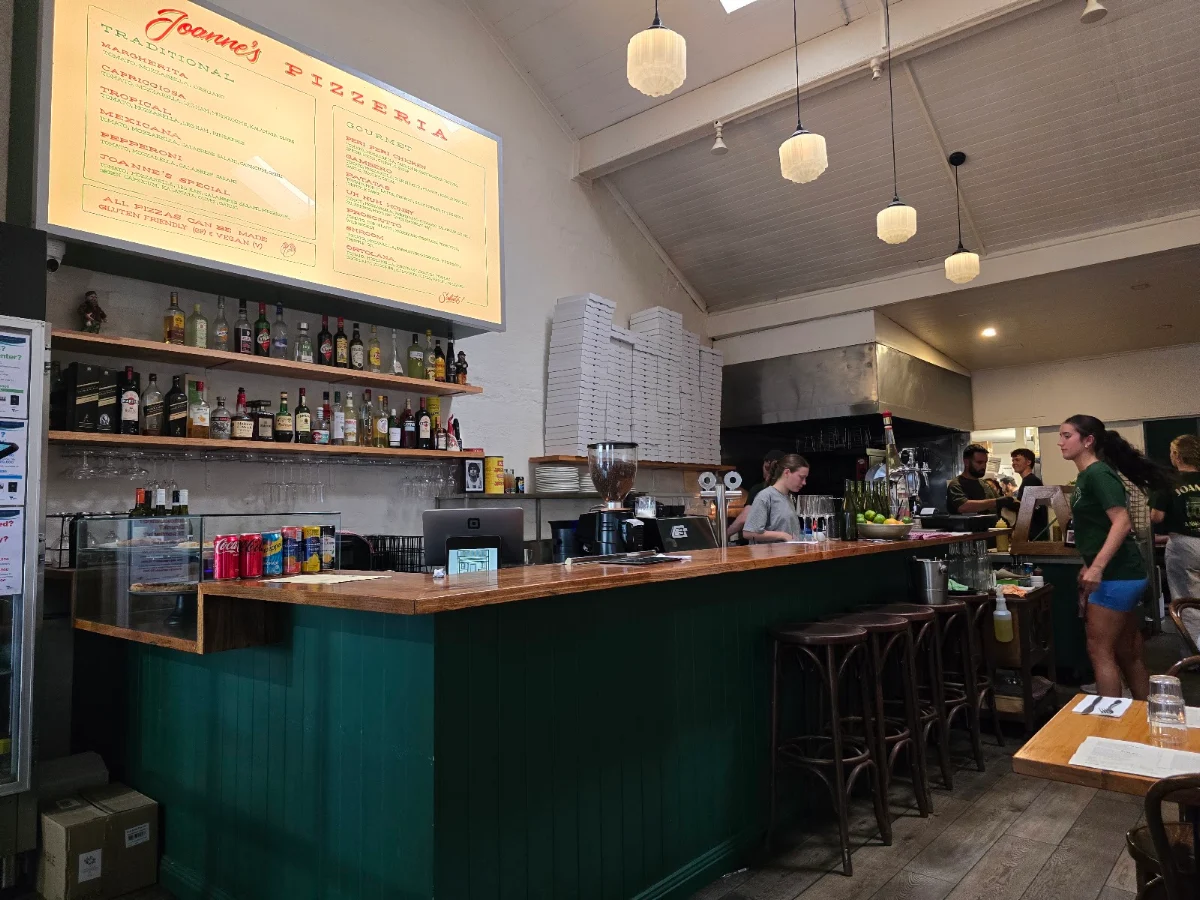 Vibe, Joanne's Pizzeria