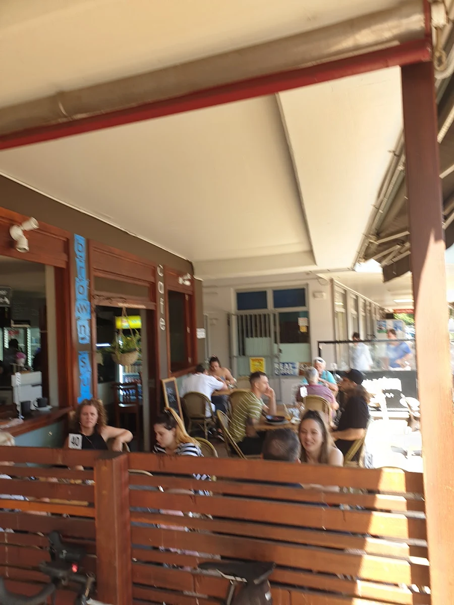Vibe, Brown Sugar Cafe & Bar