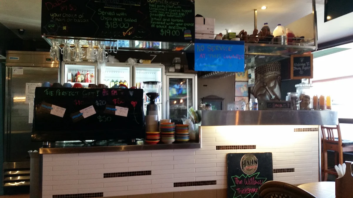Vibe, Brown Sugar Cafe & Bar