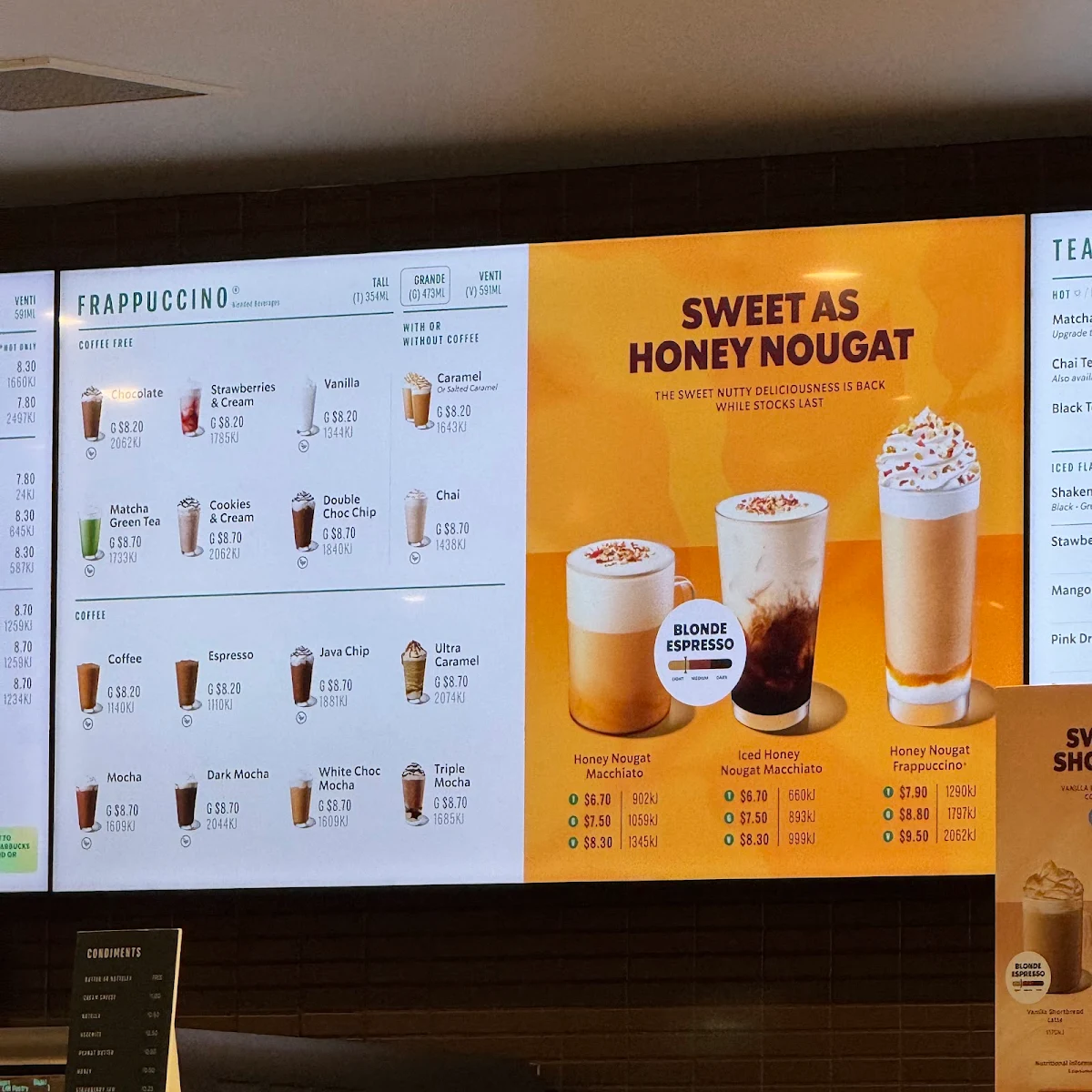 Menu, Starbucks Galleria