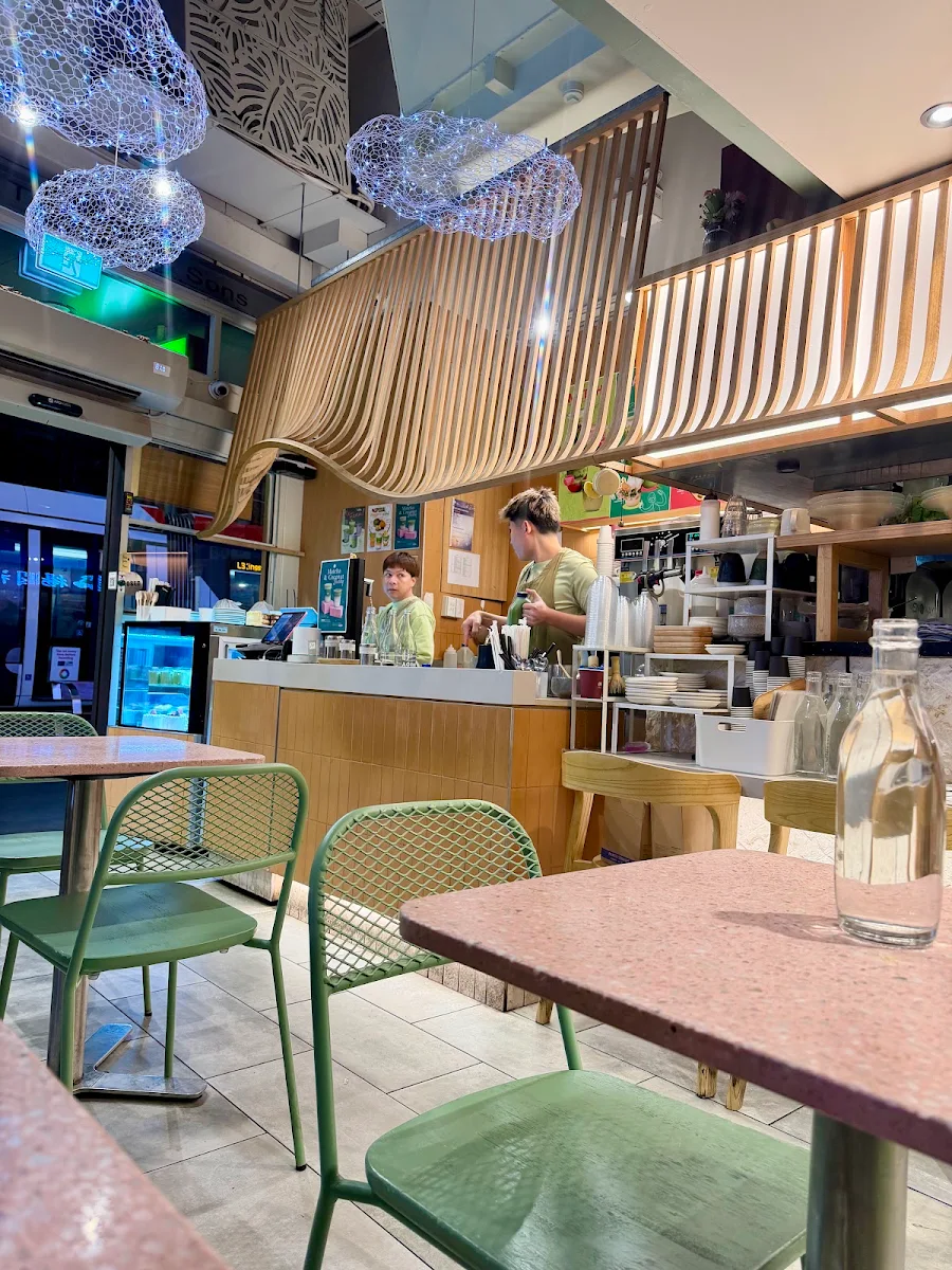 Vibe, Issho Cafe - Tokyo Dessert House