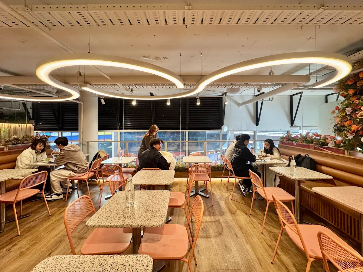Vibe, Issho Cafe - Tokyo Dessert House
