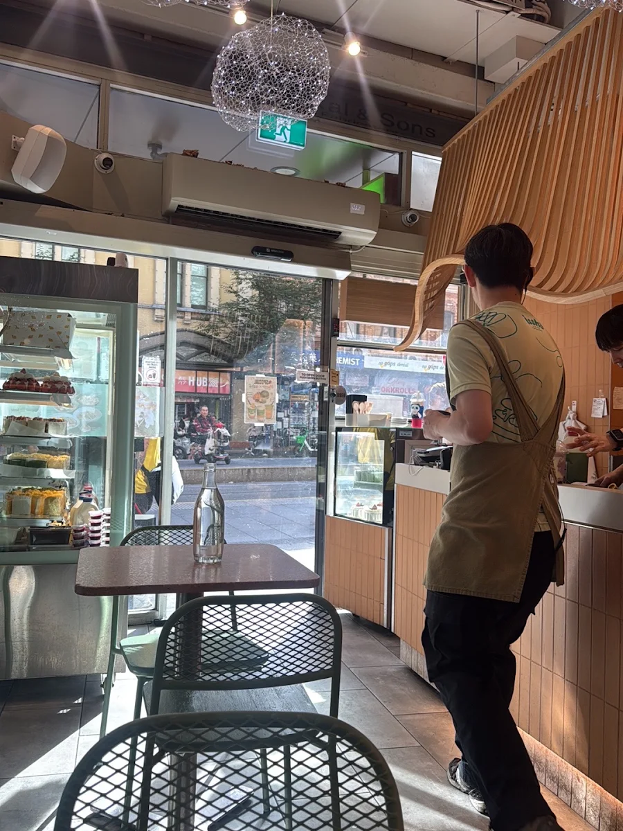 Vibe, Issho Cafe - Tokyo Dessert House