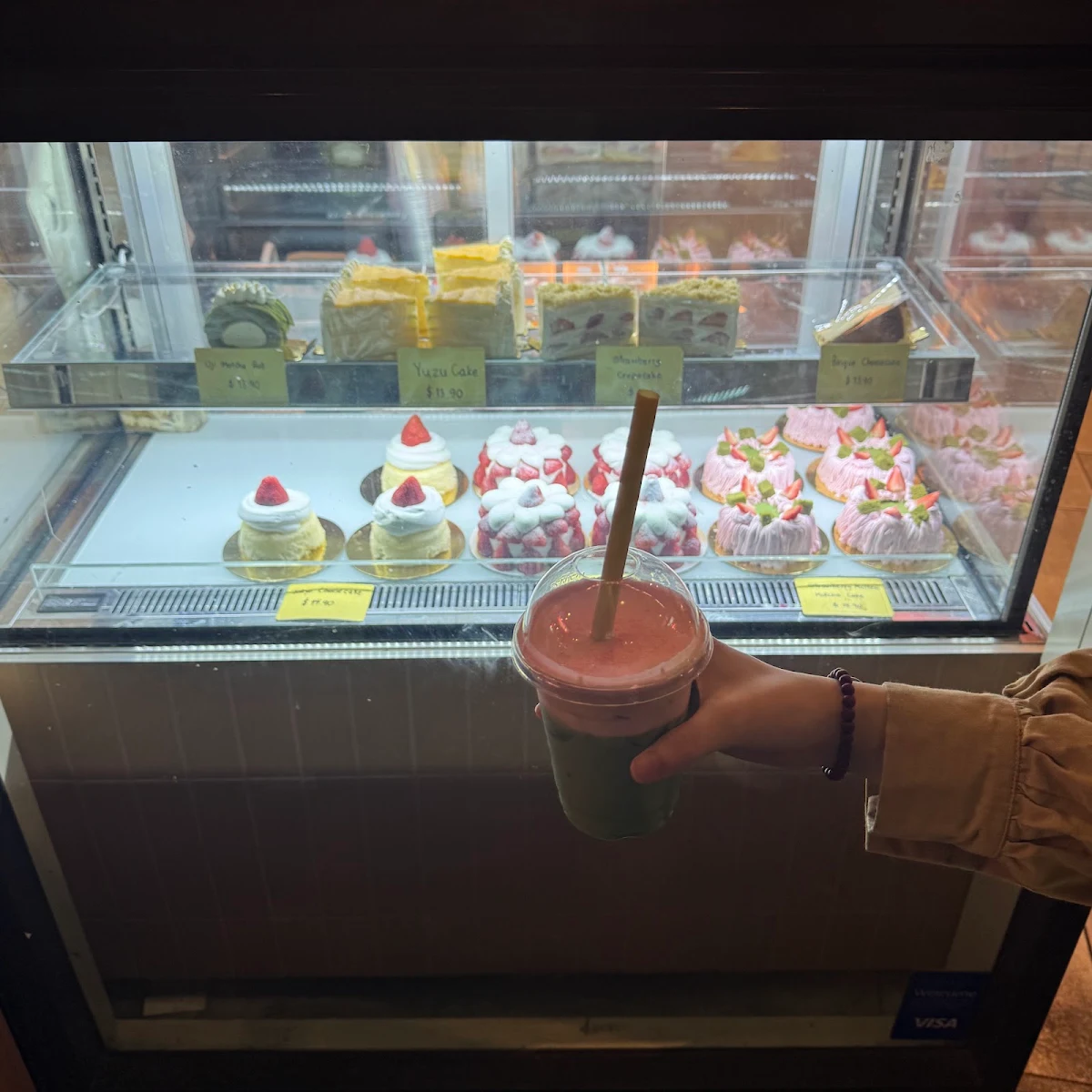 Vibe, Issho Cafe - Tokyo Dessert House