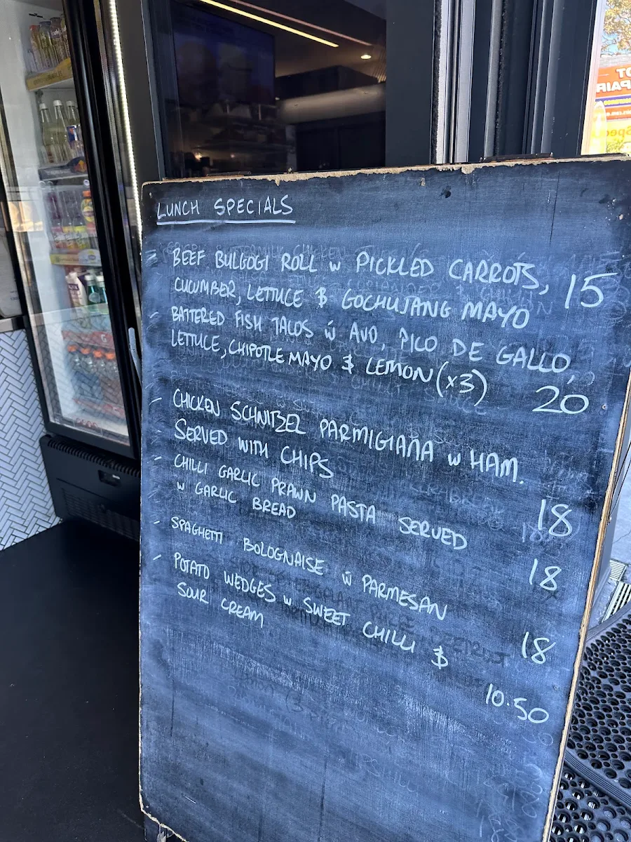 Menu, La Cantina Mascot