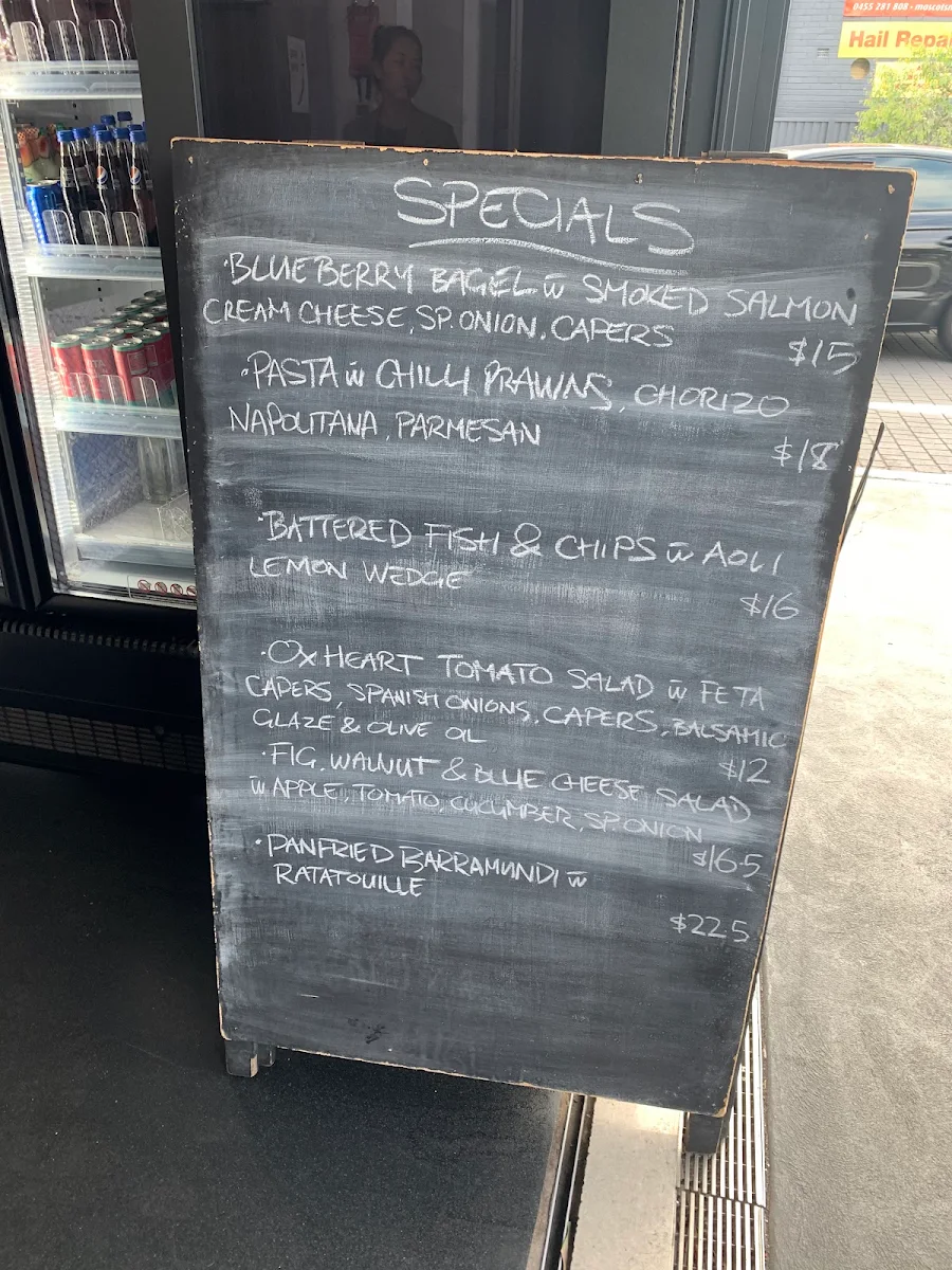Menu, La Cantina Mascot