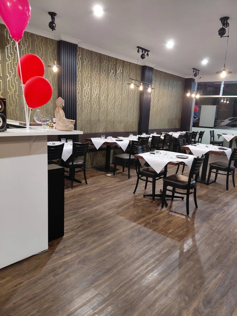 Vibe, Shahi Spice Indian Restaurant