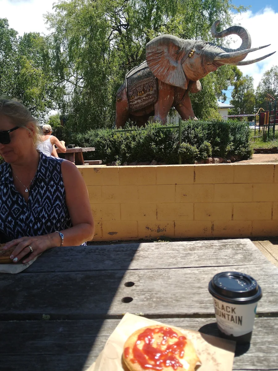 Food & drink, Nimmitabel Bakery