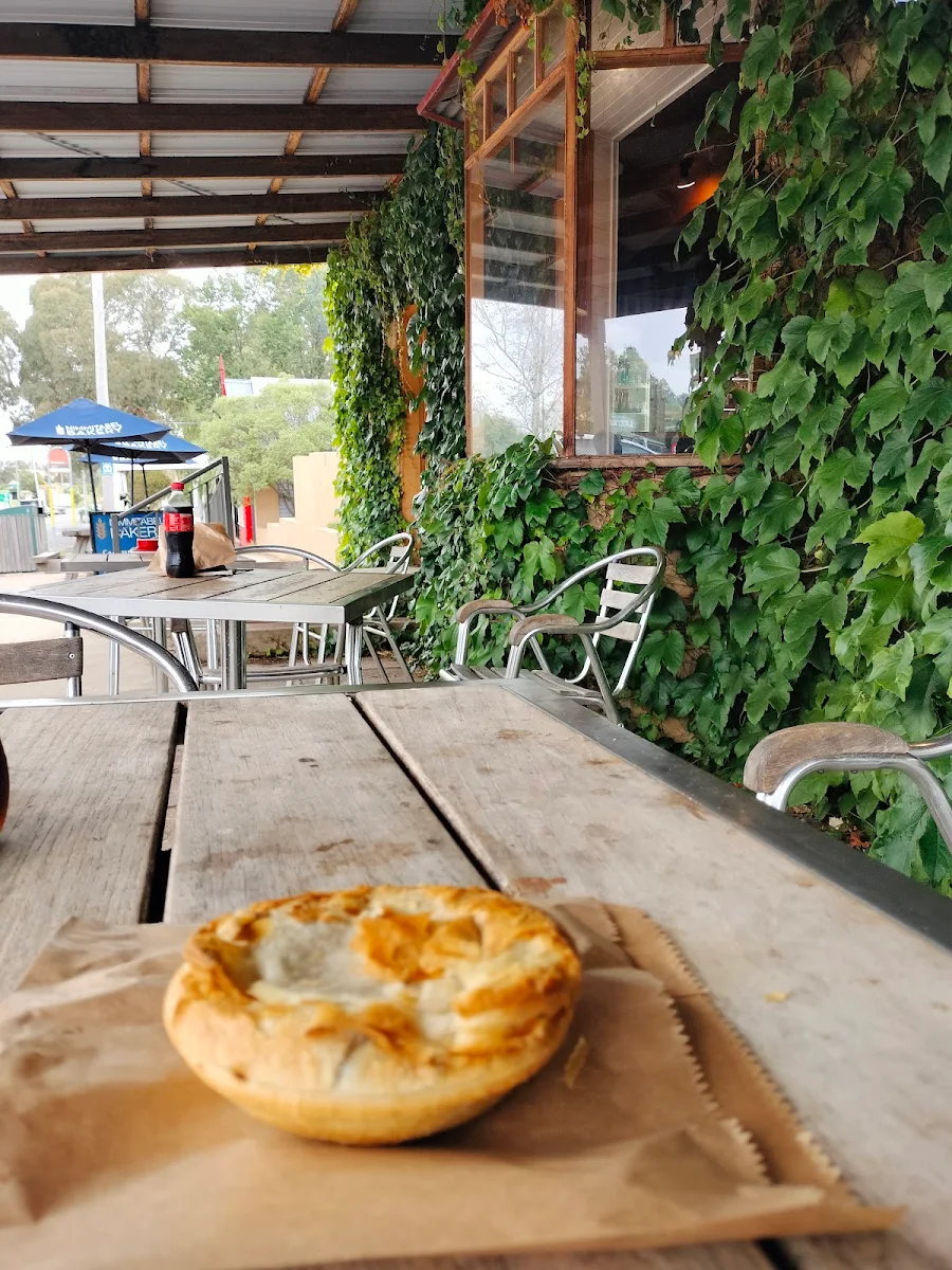 Food & drink, Nimmitabel Bakery