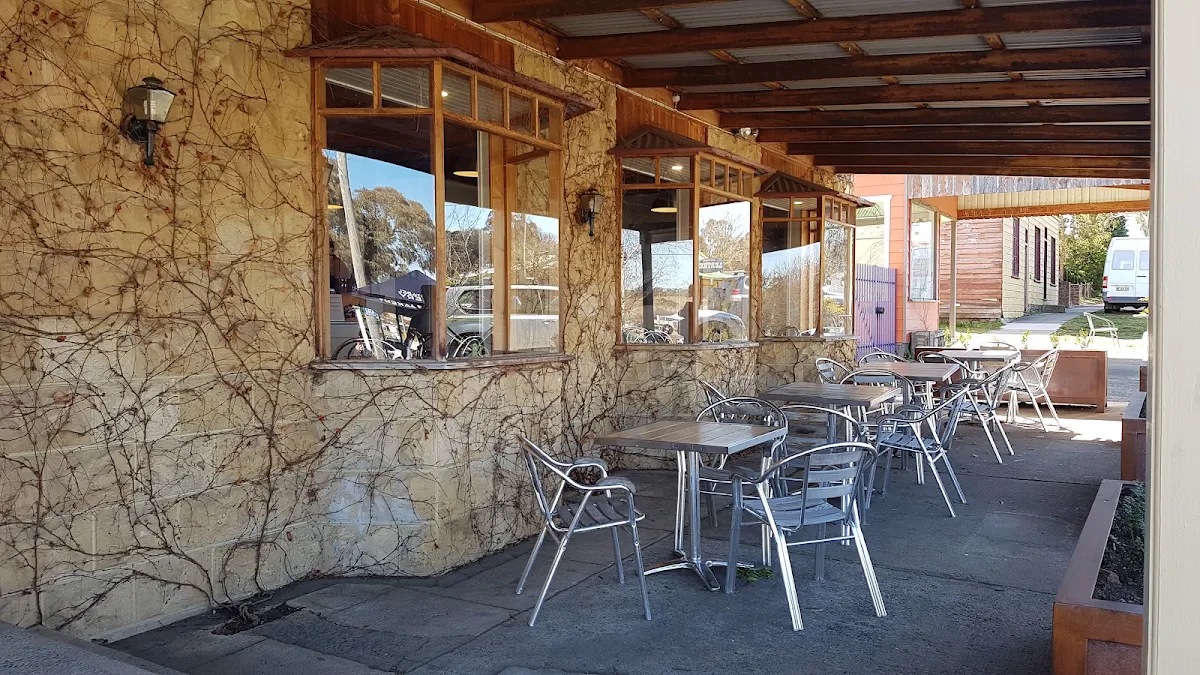 Vibe, Nimmitabel Bakery