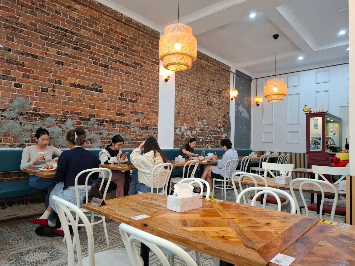 Vibe, Khao Man Kai