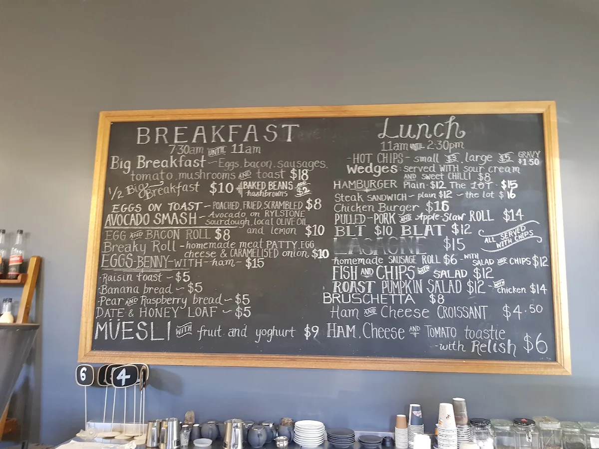 Menu, Cafe On Louee
