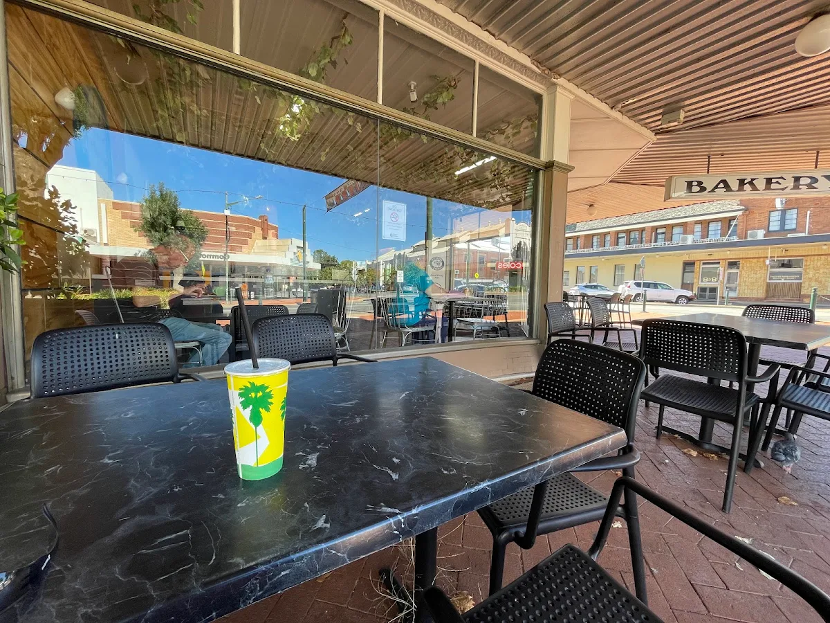Vibe, Narrandera Bakery