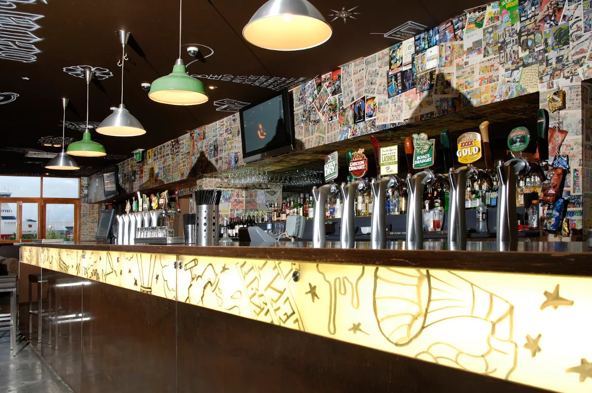 Vibe, Central Bar & Restaurant