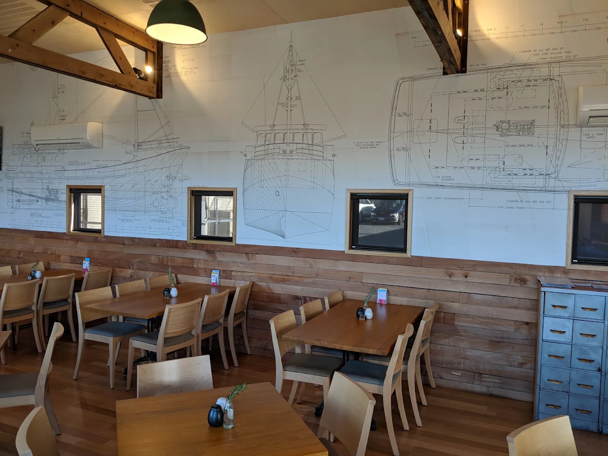 Vibe, Central Bar & Restaurant