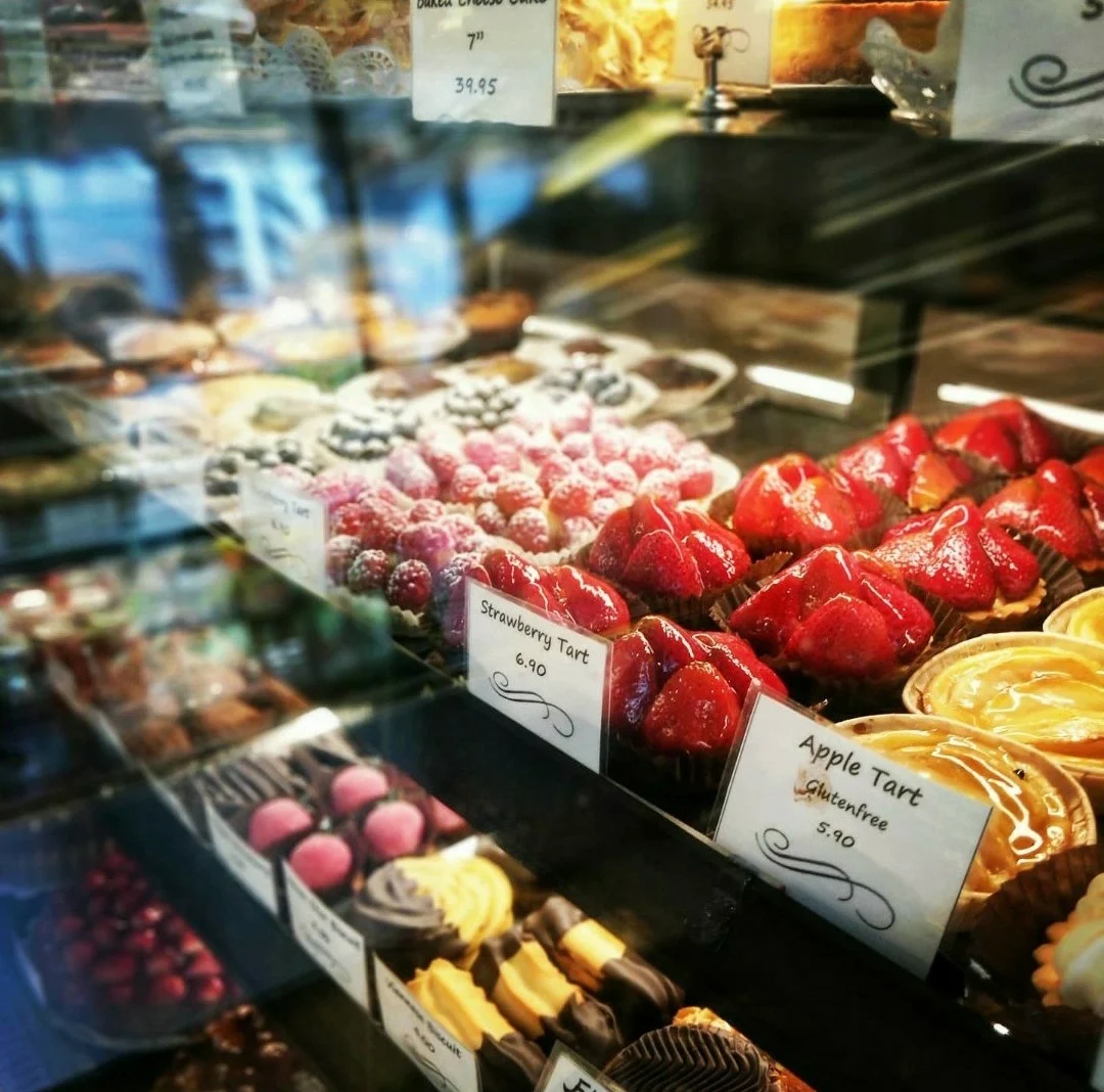 Vibe, Oaks Avenue Patisserie & Fine Bakery