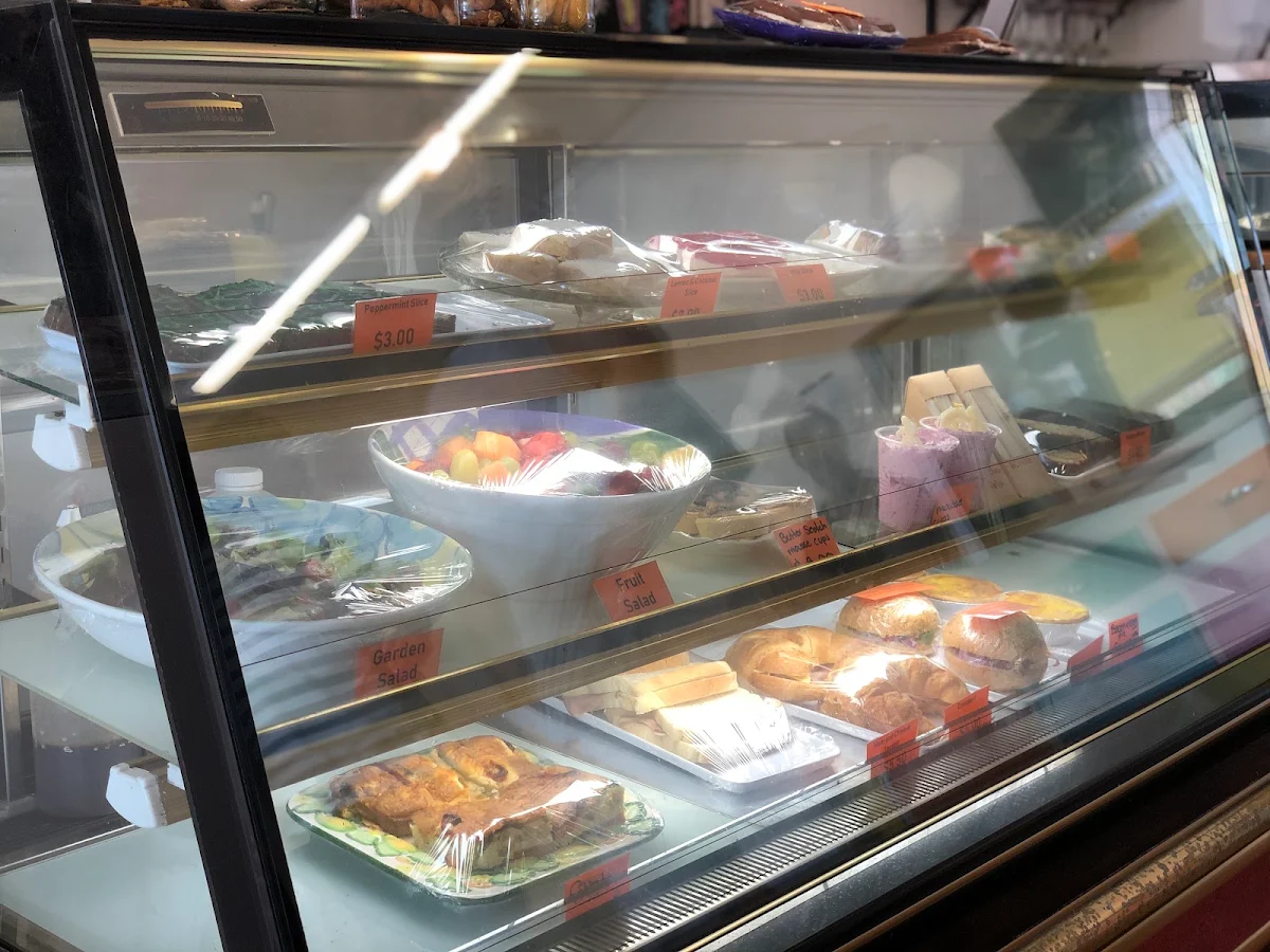 Vibe, The Tiny Teapot Cafe