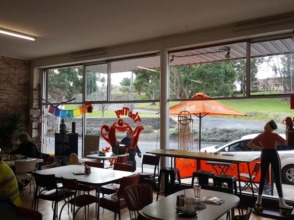 Vibe, The Tiny Teapot Cafe