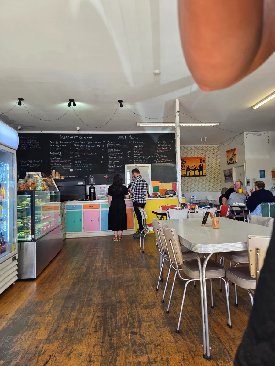 Vibe, The Tiny Teapot Cafe