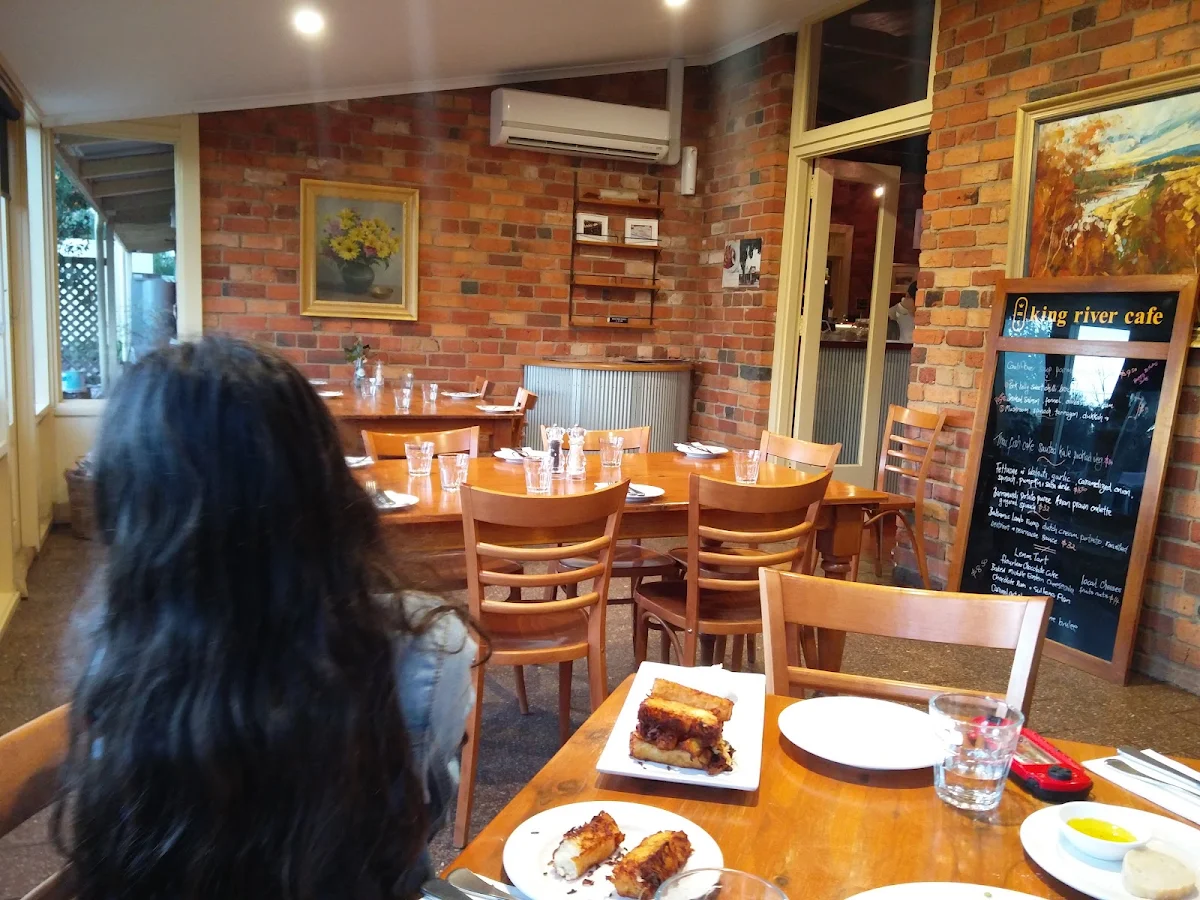Vibe, King River Cafe