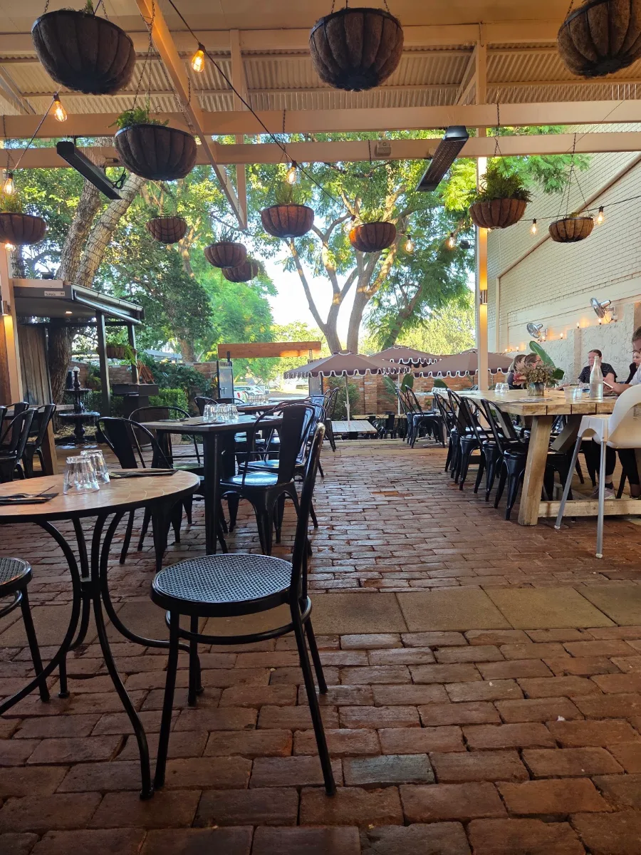 Vibe, Goldies Cafe Dubbo
