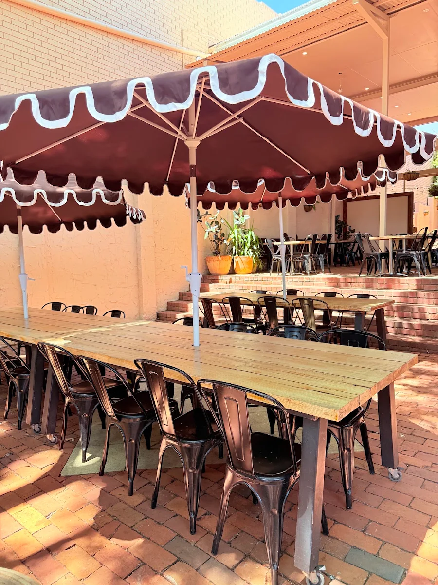 Vibe, Goldies Cafe Dubbo