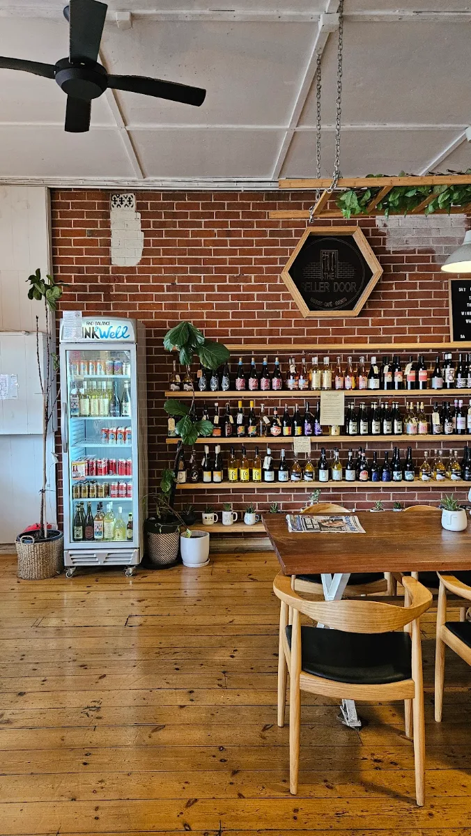 Vibe, The Seller Door