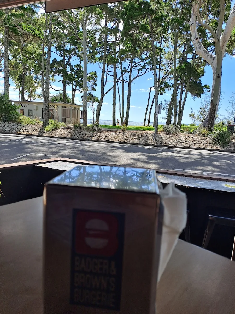 Vibe, Badger & Brown's Burgerie