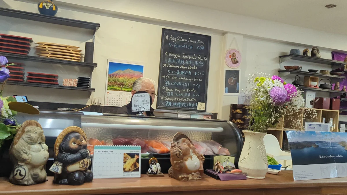 Vibe, Murasaki Tanuki Japanese Takeaway & Dine In