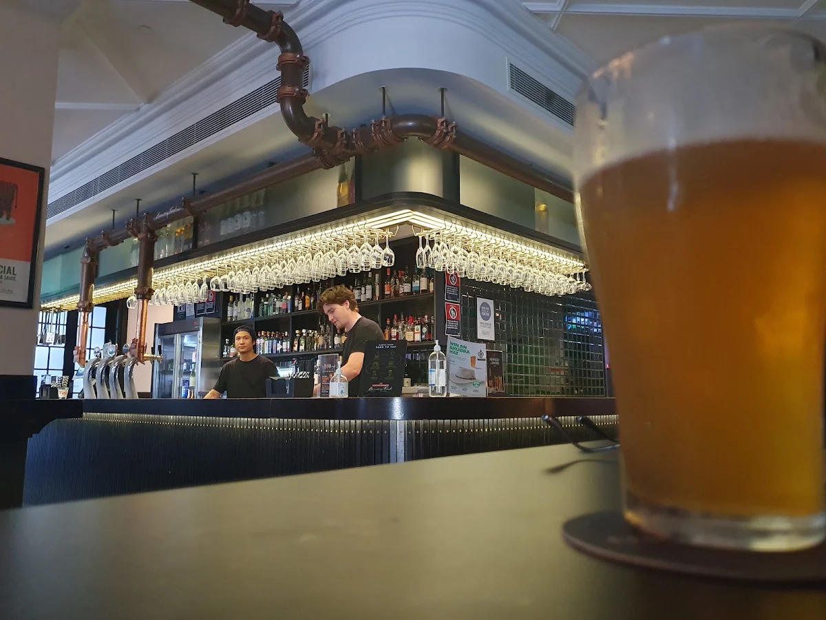 Food & drink, Paragon Hotel