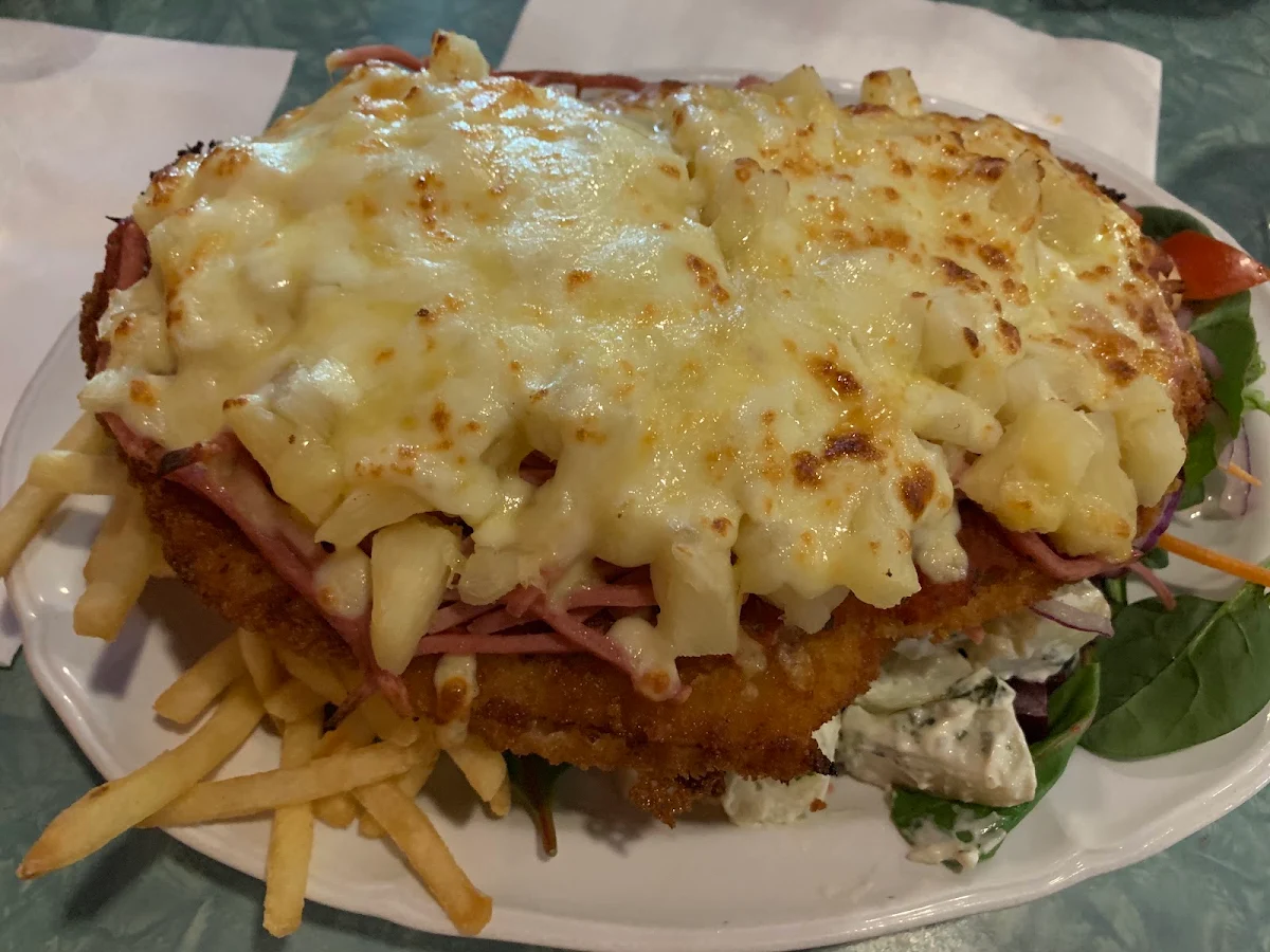 Food & drink, Serafinos Blue Lounge Pizzeria
