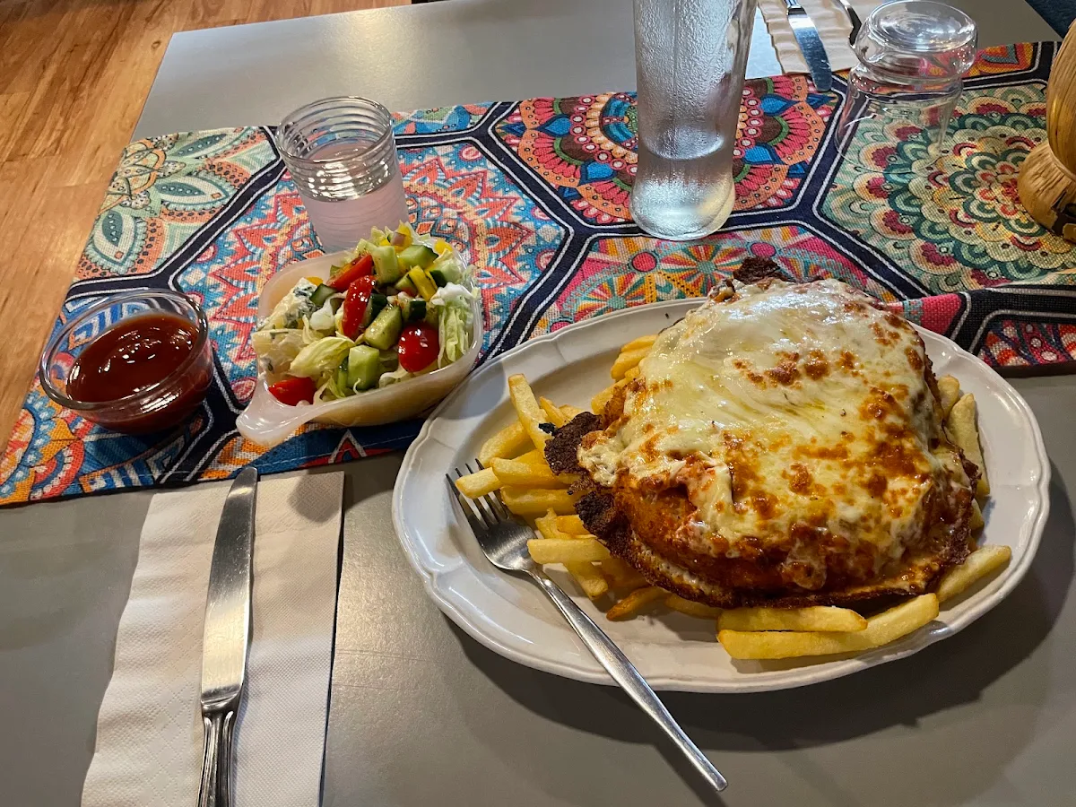 Food & drink, Serafinos Blue Lounge Pizzeria