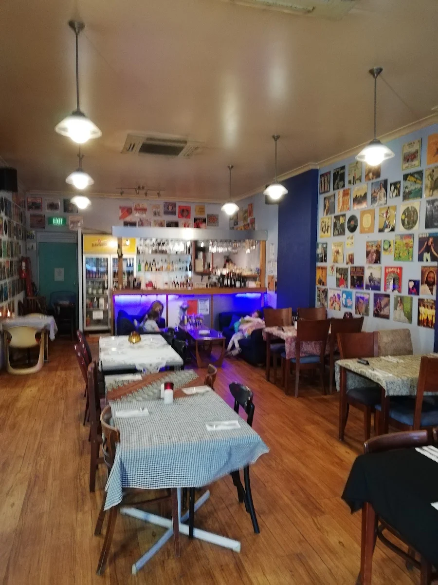 Serafinos Blue Lounge Pizzeria cover