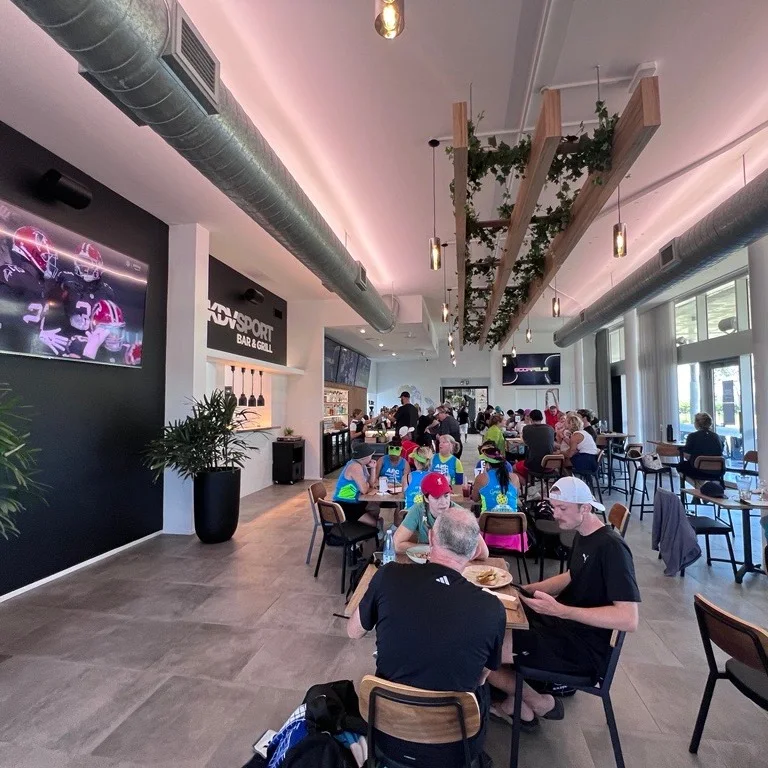 Vibe, KDV Sport Bar & Grill
