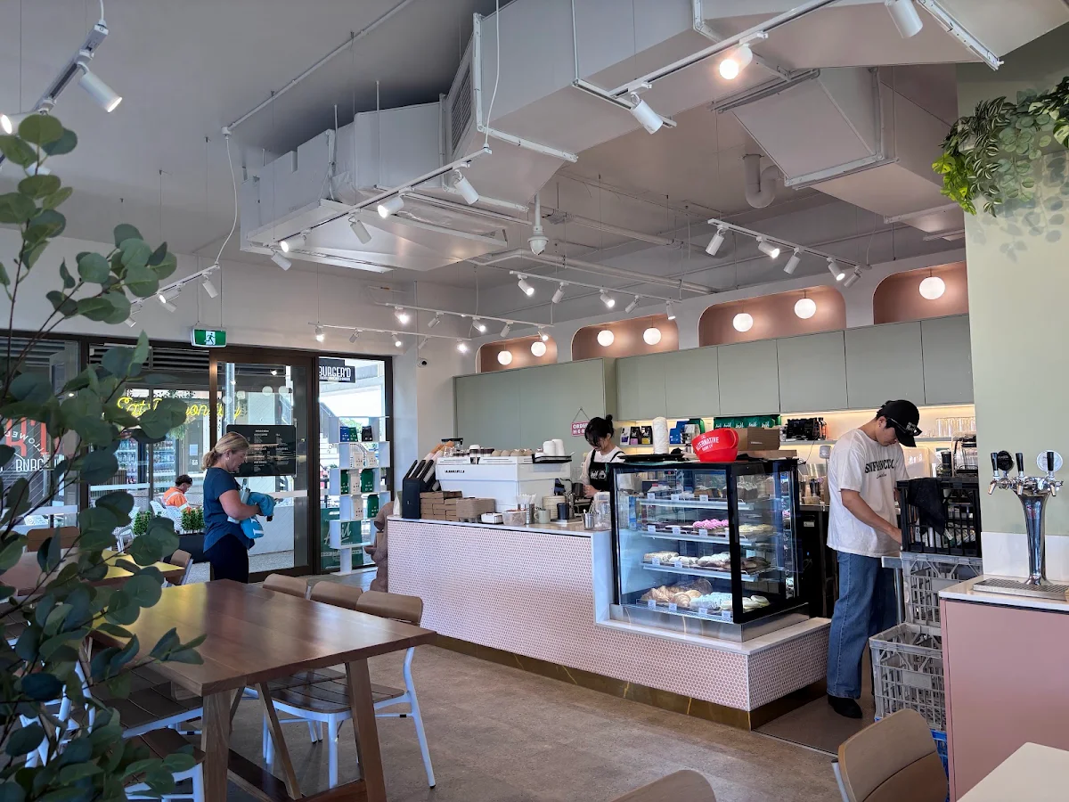 Vibe, Hallowed grounds cafe carseldine