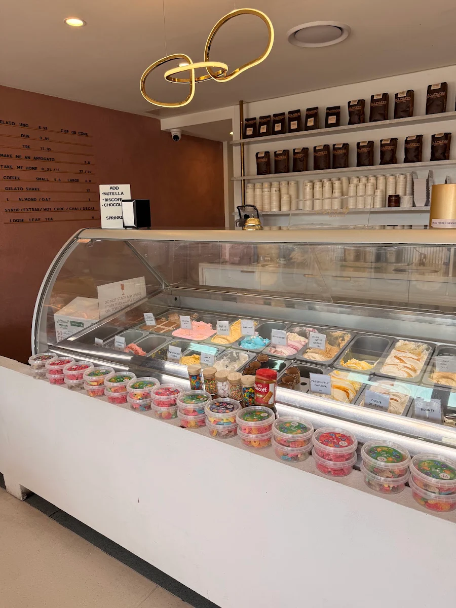 Vibe, Rosé Gelateria